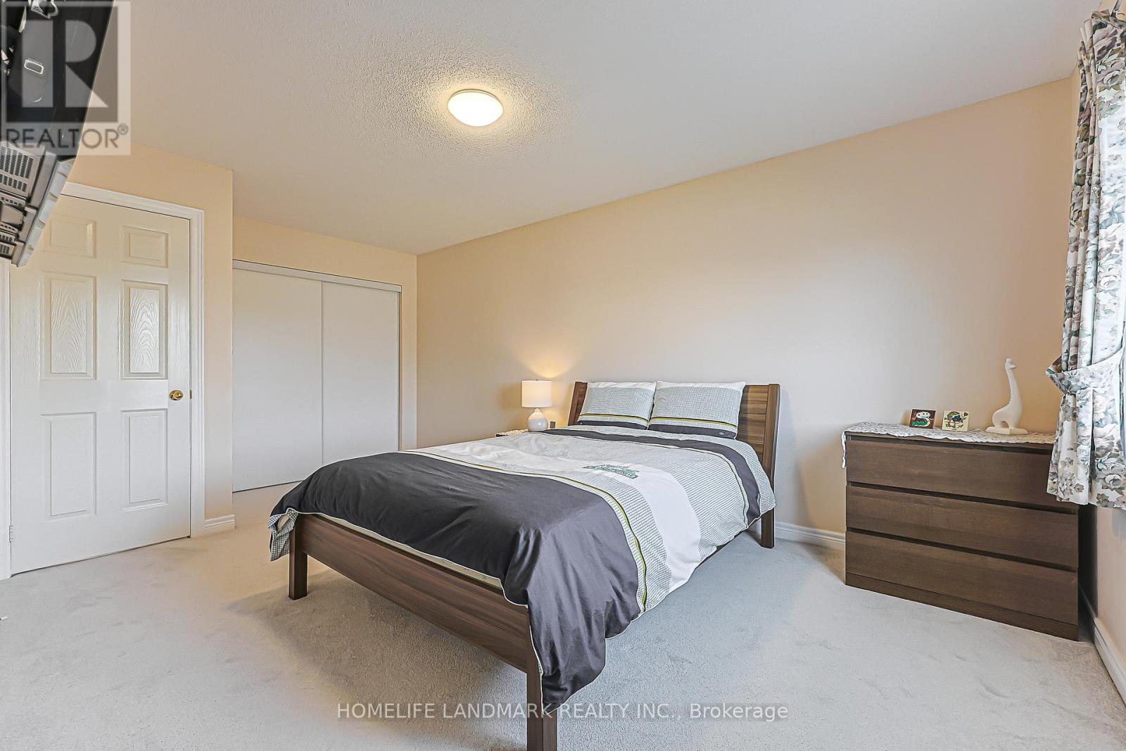 81 Eastpine Drive, Markham, Ontario  L3R 4T2 - Photo 17 - N13215440
