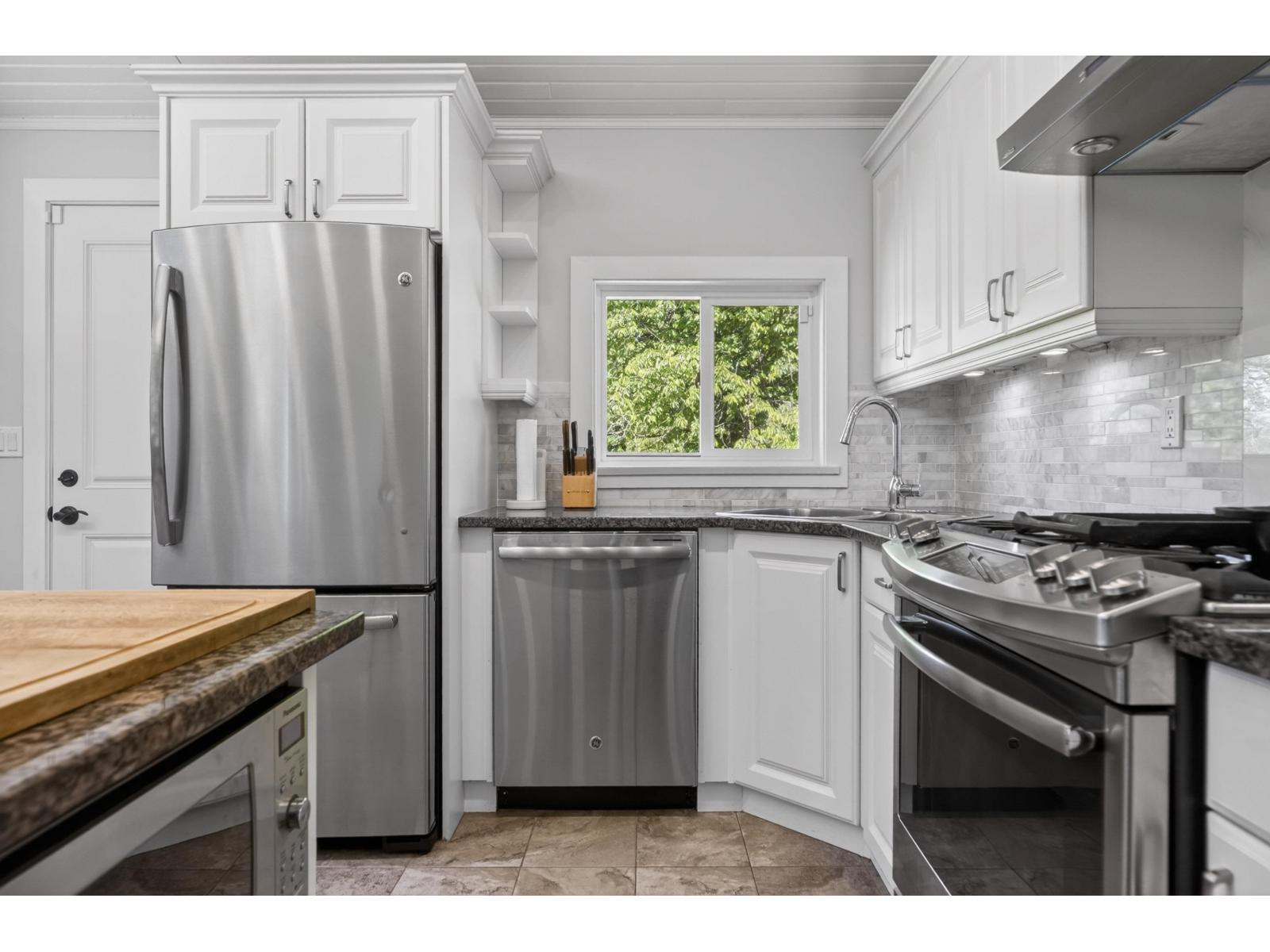 22065 102 Avenue, Langley, British Columbia  V1M 3V3 - Photo 12 - R3129326
