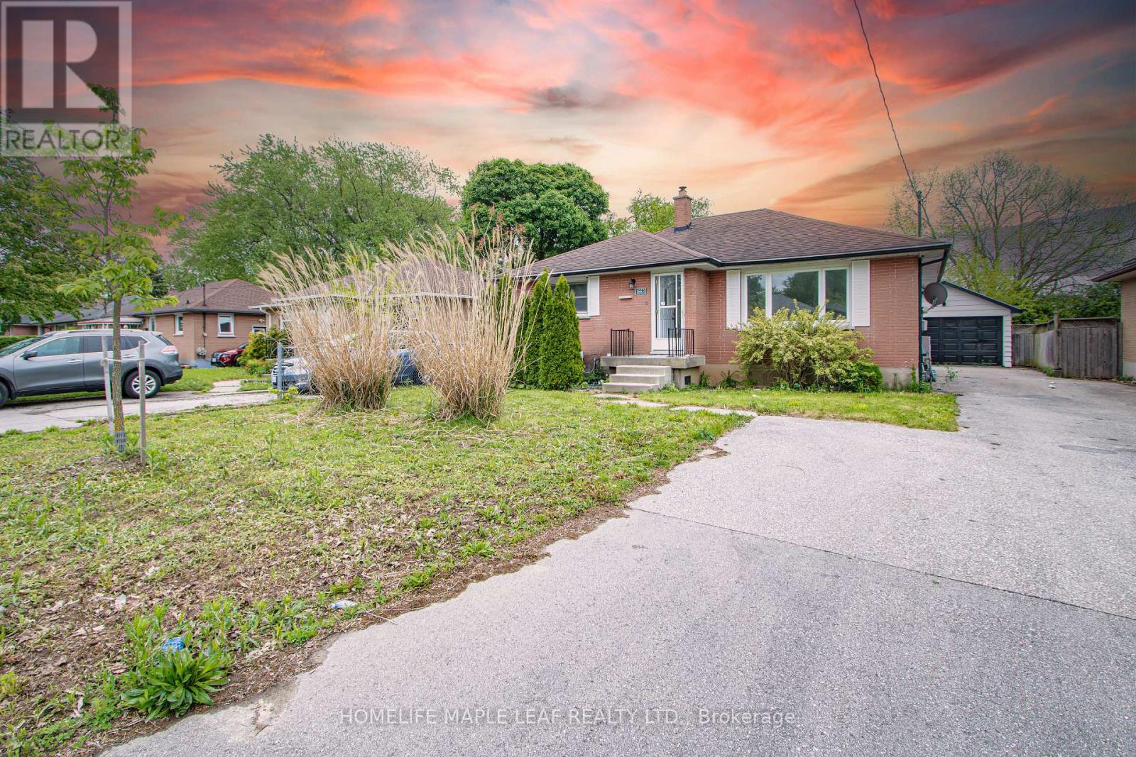 1663 HANSULD STREET, London East, Ontario