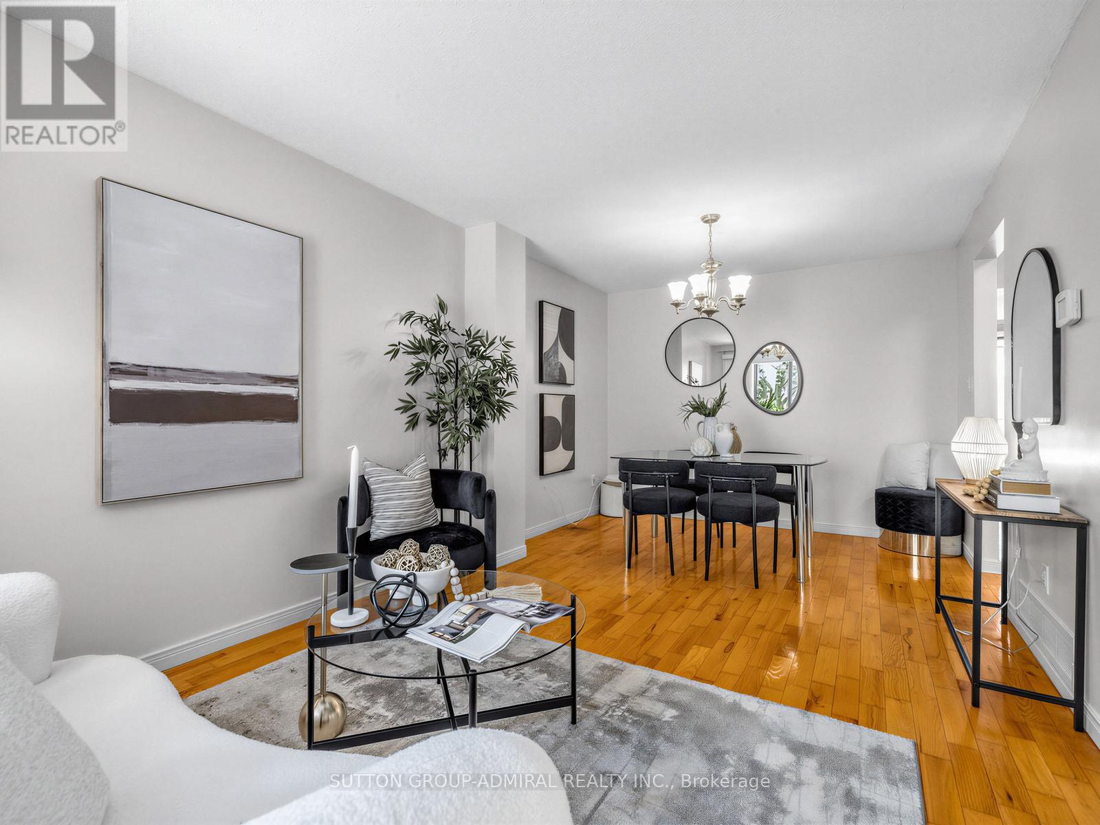 56 Oakmount Crescent, Vaughan, Ontario  L4K 2C3 - Photo 10 - N13217070