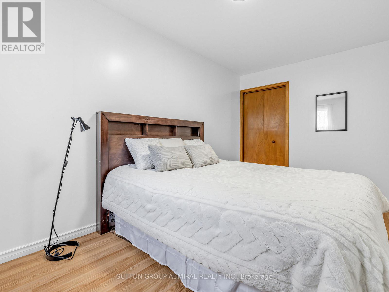 56 Oakmount Crescent, Vaughan, Ontario  L4K 2C3 - Photo 24 - N13217070