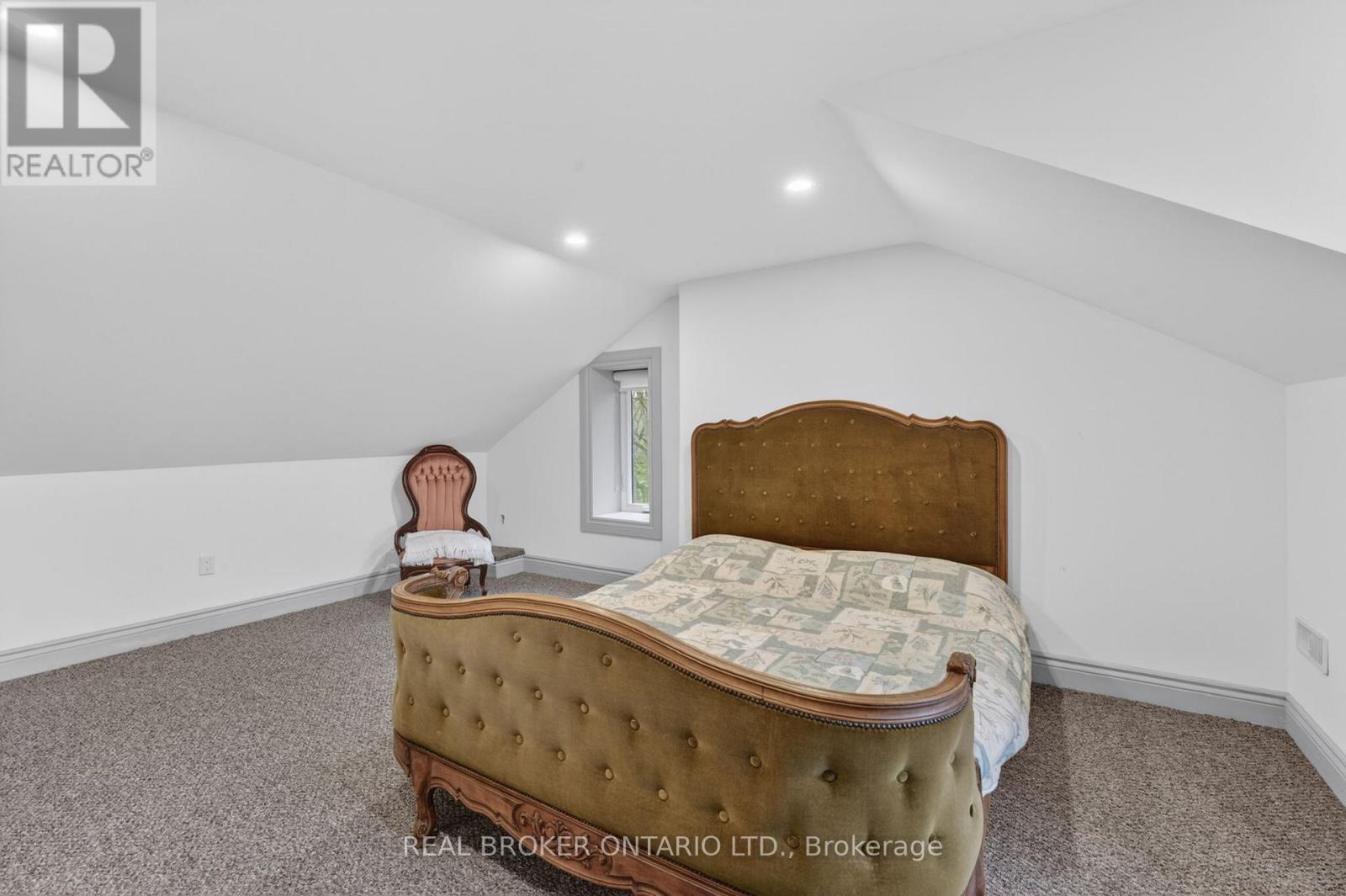 353 Sulphur Springs Road, Hamilton, Ontario  L9G 4T7 - Photo 33 - X13175622