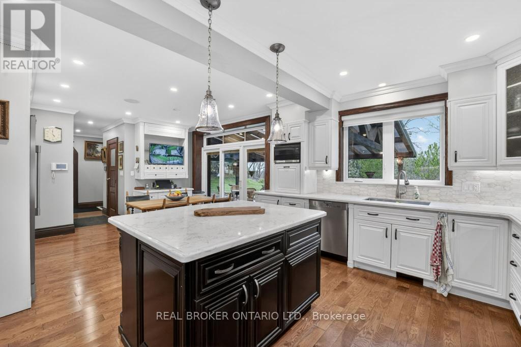 353 Sulphur Springs Road, Hamilton, Ontario  L9G 4T7 - Photo 16 - X13175622