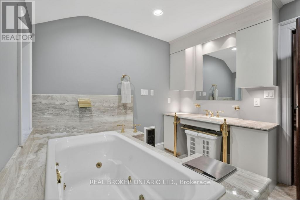 353 Sulphur Springs Road, Hamilton, Ontario  L9G 4T7 - Photo 34 - X13175622