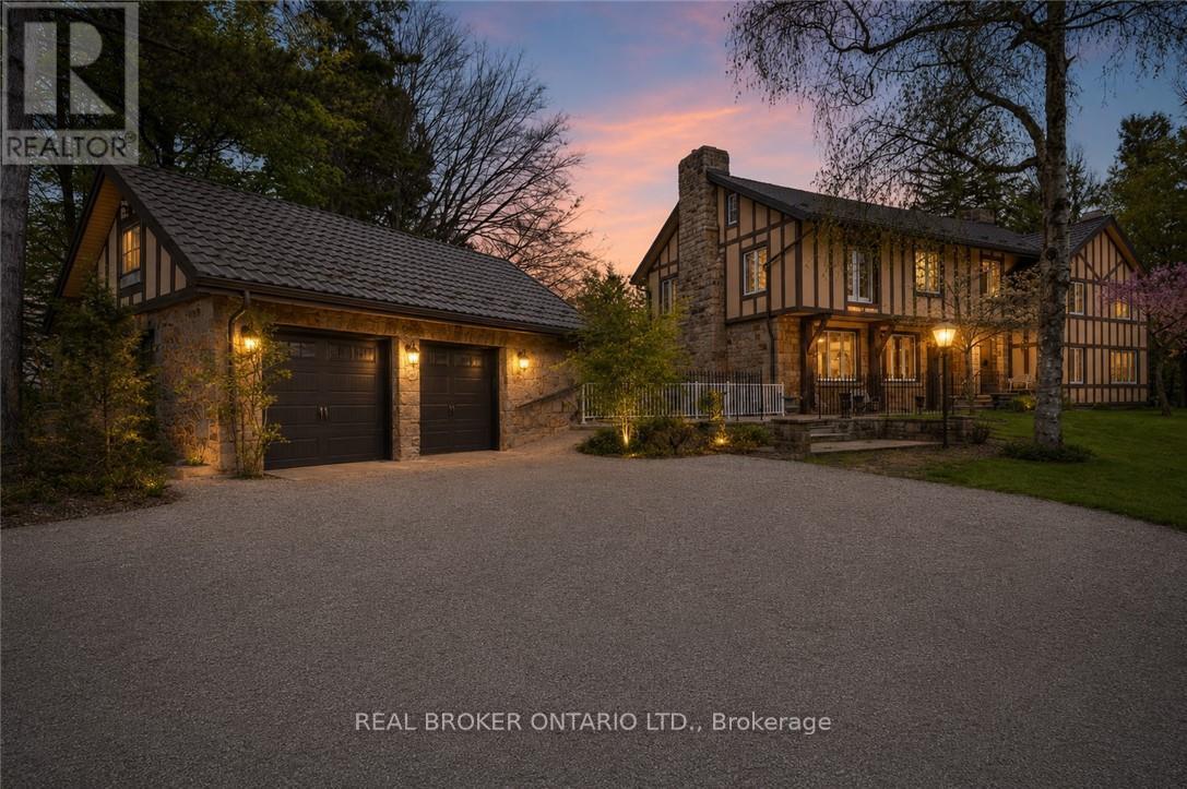 353 SULPHUR SPRINGS ROAD, Hamilton, Ontario