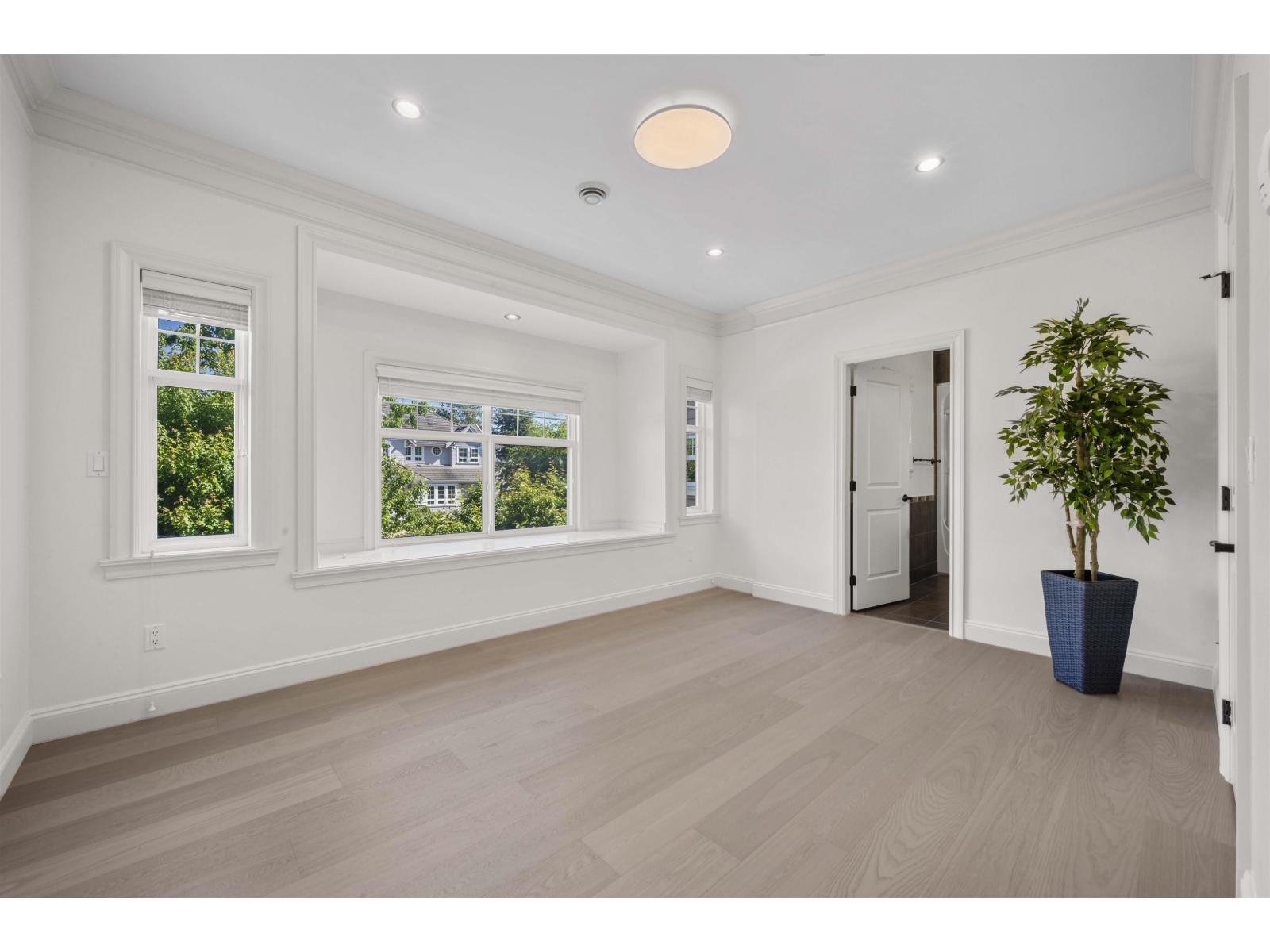 16418 36a Avenue, Surrey, British Columbia  V3Z 0M1 - Photo 7 - R3129879