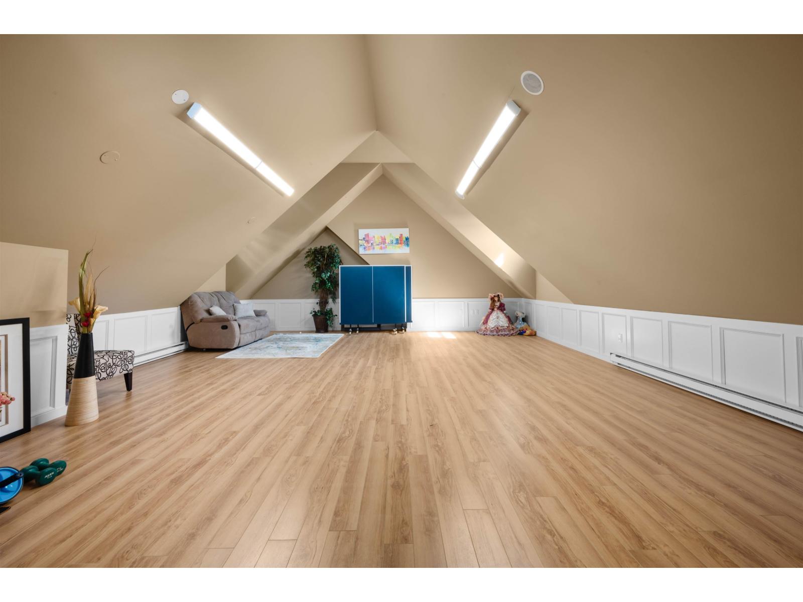 16418 36a Avenue, Surrey, British Columbia  V3Z 0M1 - Photo 9 - R3129879