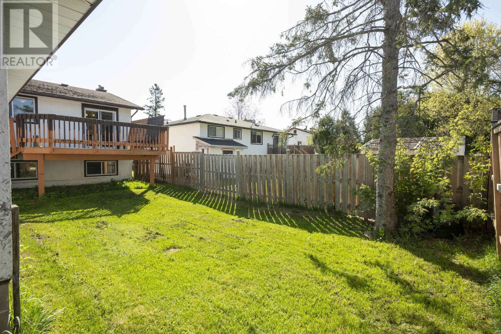 423 Brittany Drive, Thunder Bay, Ontario  P7B 5P3 - Photo 7 - TB2601260