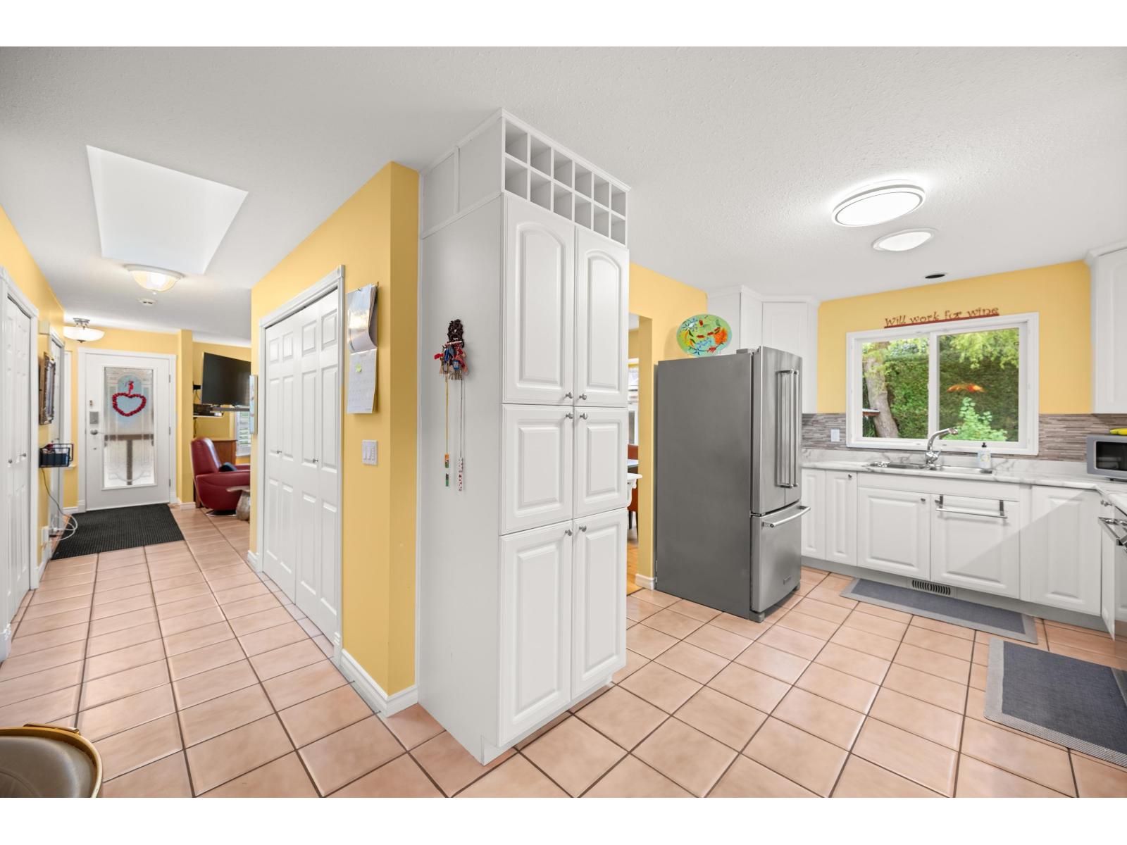 2566 126th Street, Surrey, British Columbia  V4A 3P7 - Photo 4 - R3129888