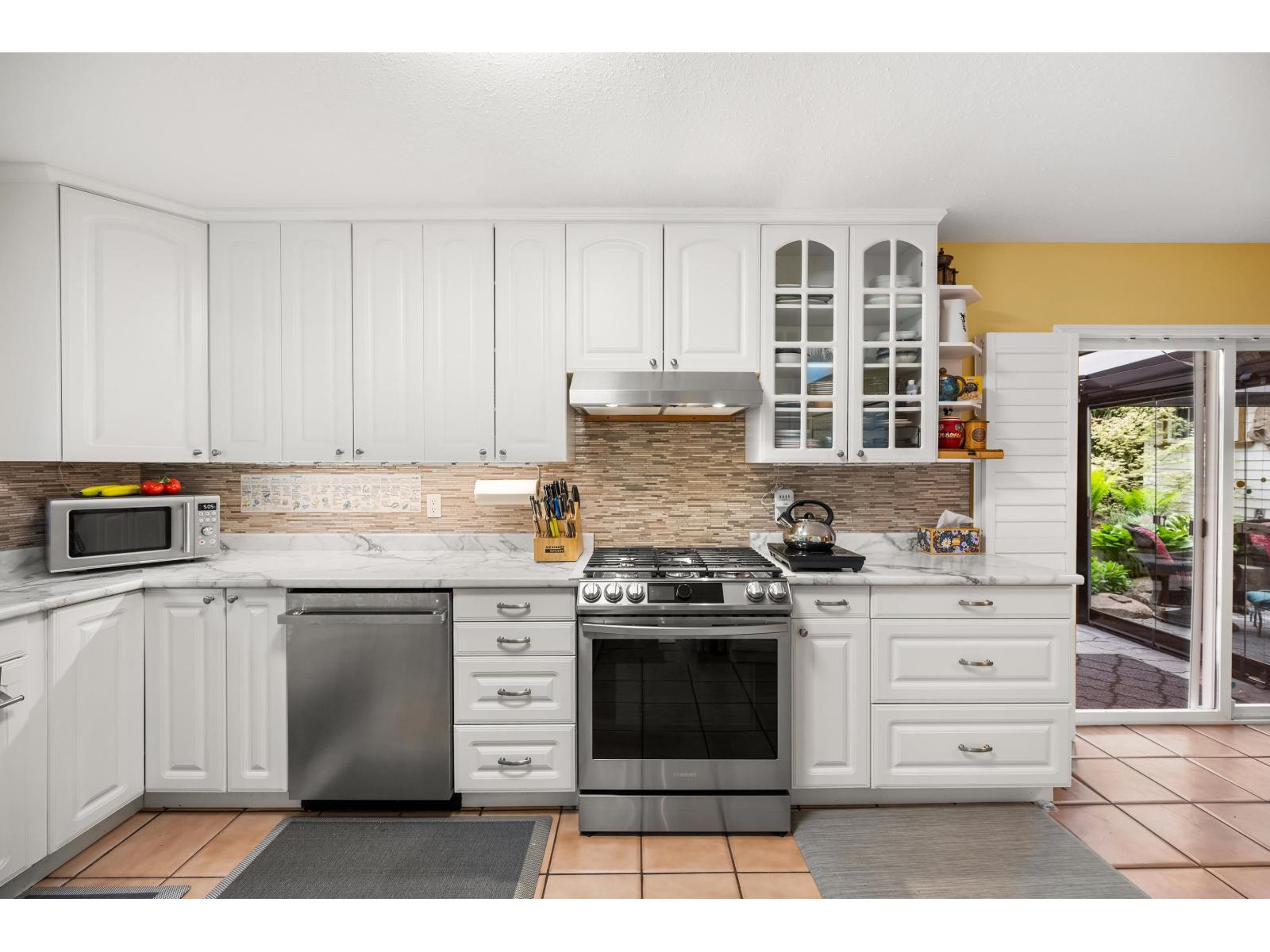 2566 126th Street, Surrey, British Columbia  V4A 3P7 - Photo 6 - R3129888