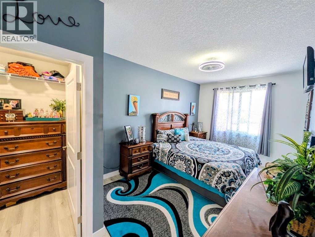 83 Harvest Square, Claresholm, Alberta  T0L 0T0 - Photo 11 - A2315150