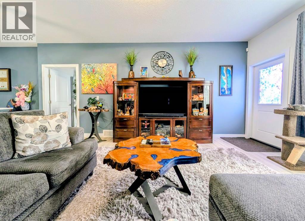 83 Harvest Square, Claresholm, Alberta  T0L 0T0 - Photo 17 - A2315150