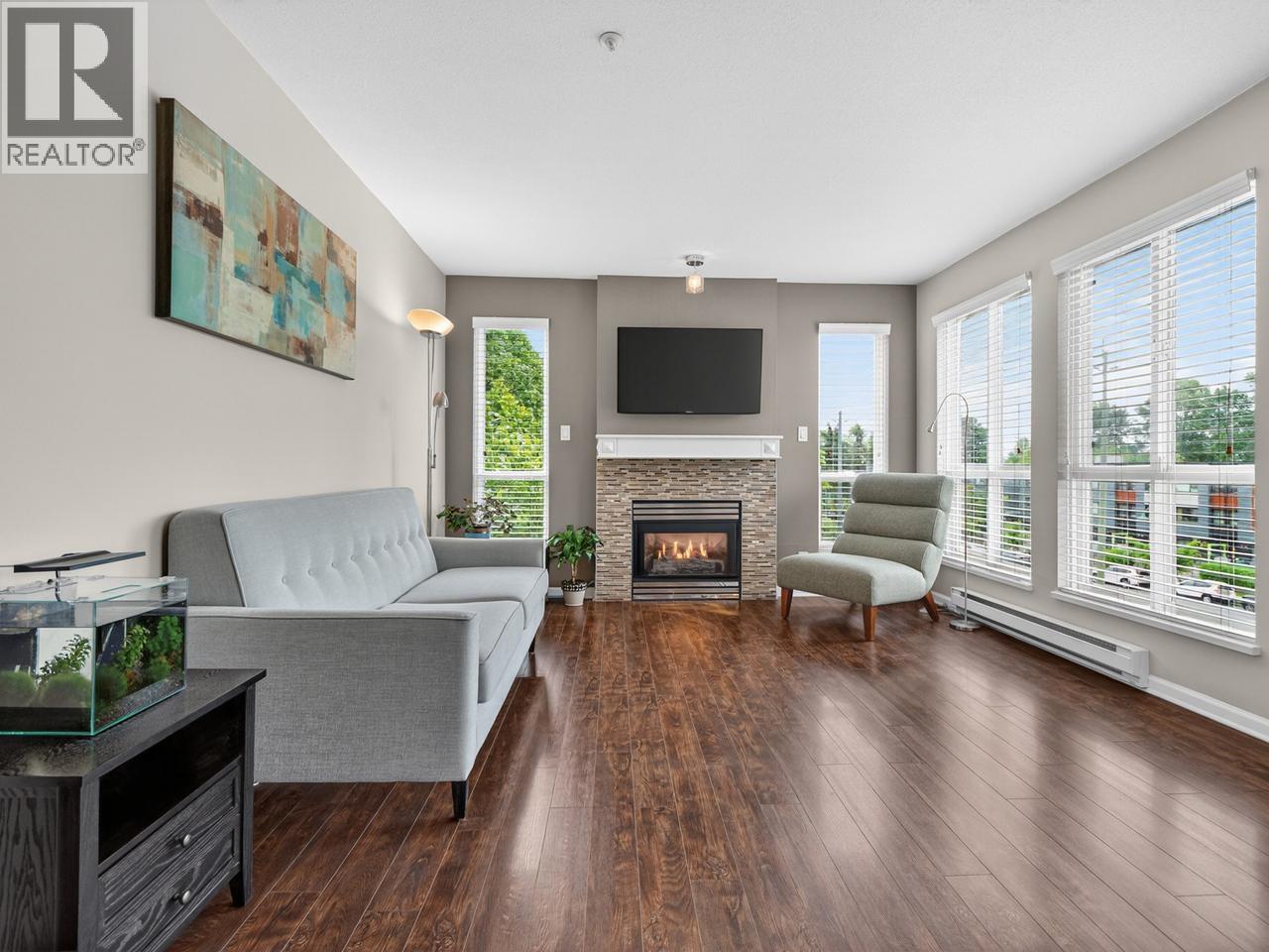 310 8495 Jellicoe Street, Vancouver, British Columbia  V5S 2J4 - Photo 1 - R3125968