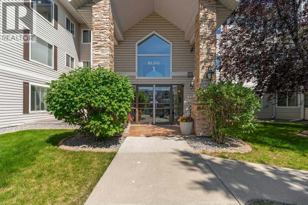 1302, 7451 Springbank Boulevard Sw, Calgary, Alberta  T3H 4K5 - Photo 2 - A2315670