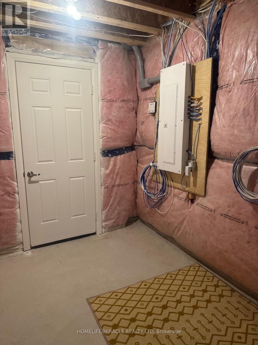 35 Rumi Court, Vaughan, Ontario  L6A 5E5 - Photo 15 - N13217198