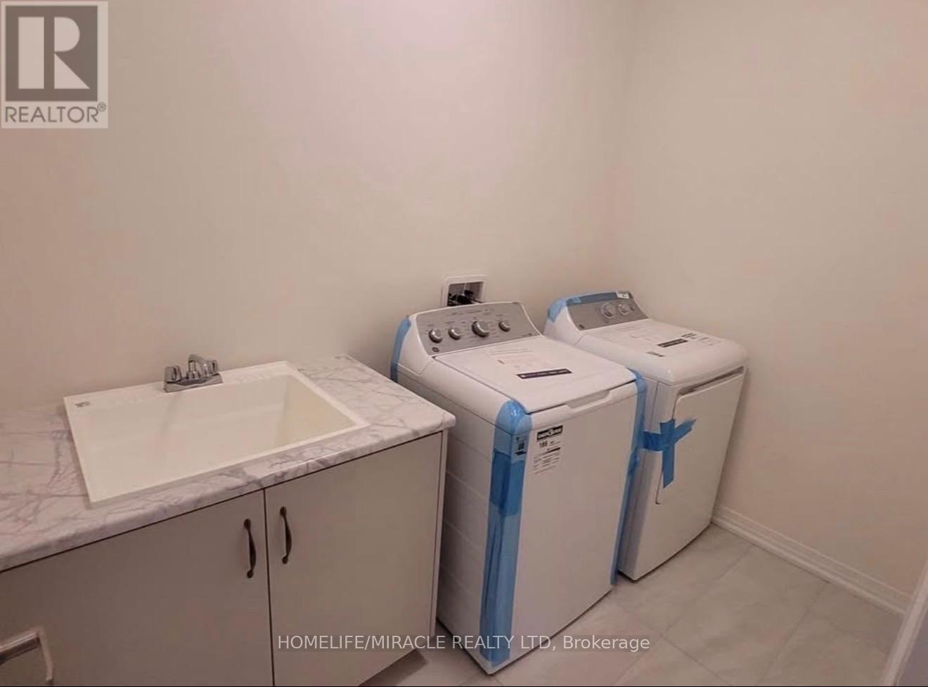 35 Rumi Court, Vaughan, Ontario  L6A 5E5 - Photo 9 - N13217198