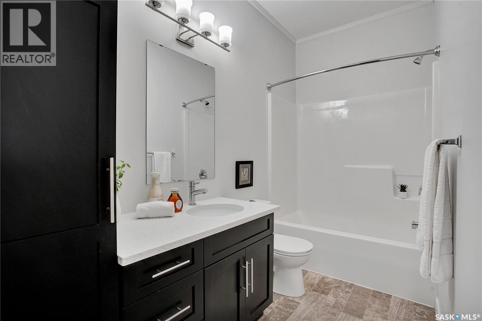 106 545 Hassard Close, Saskatoon, Saskatchewan  S7L 6V3 - Photo 11 - SK037610