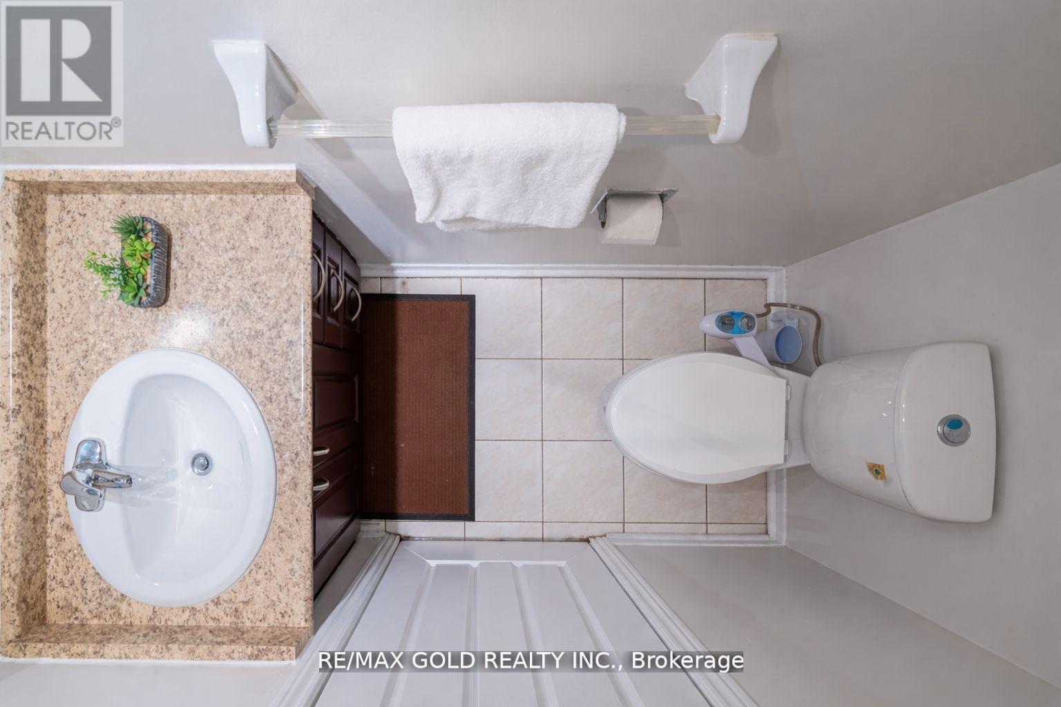 94 Bighorn Crescent, Brampton, Ontario  L6R 1G7 - Photo 7 - W13217174