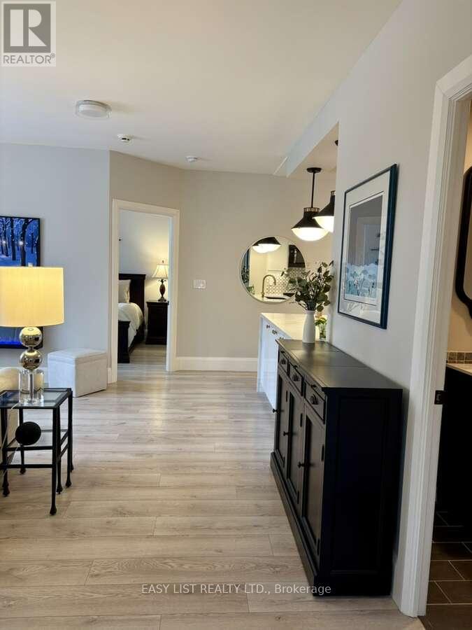 B8 - 245 Dalesford Road, Toronto, Ontario  M8Y 4H7 - Photo 12 - W13217204