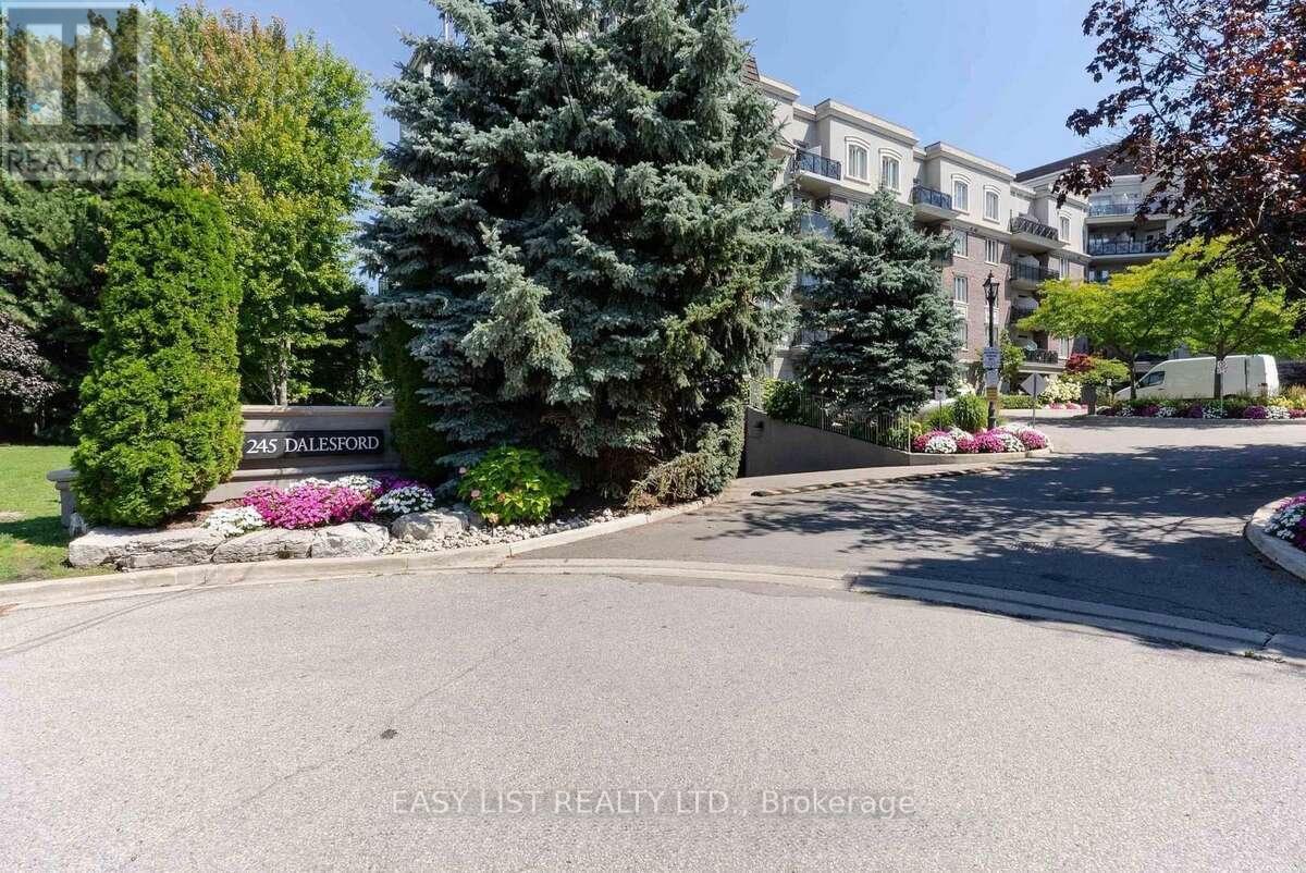 B8 - 245 Dalesford Road, Toronto, Ontario  M8Y 4H7 - Photo 23 - W13217204