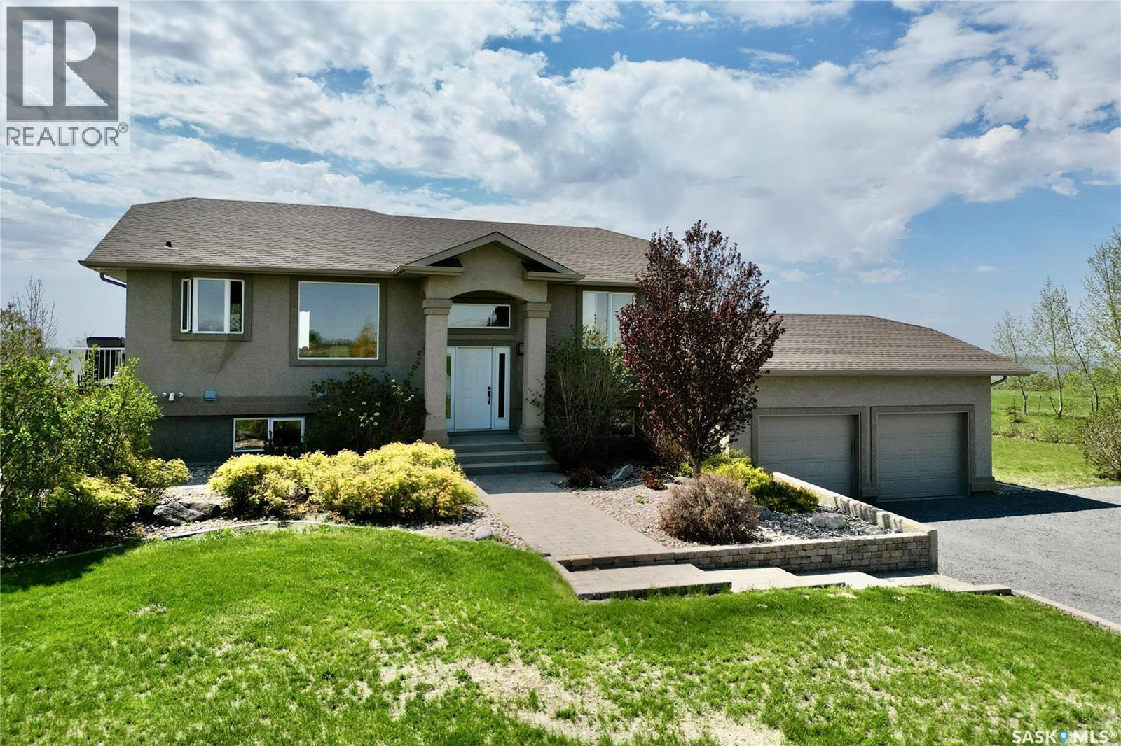 14 Valley Ridge Road, Longlaketon Rm No. 219, Saskatchewan  S0G 0W0 - Photo 3 - SK037635
