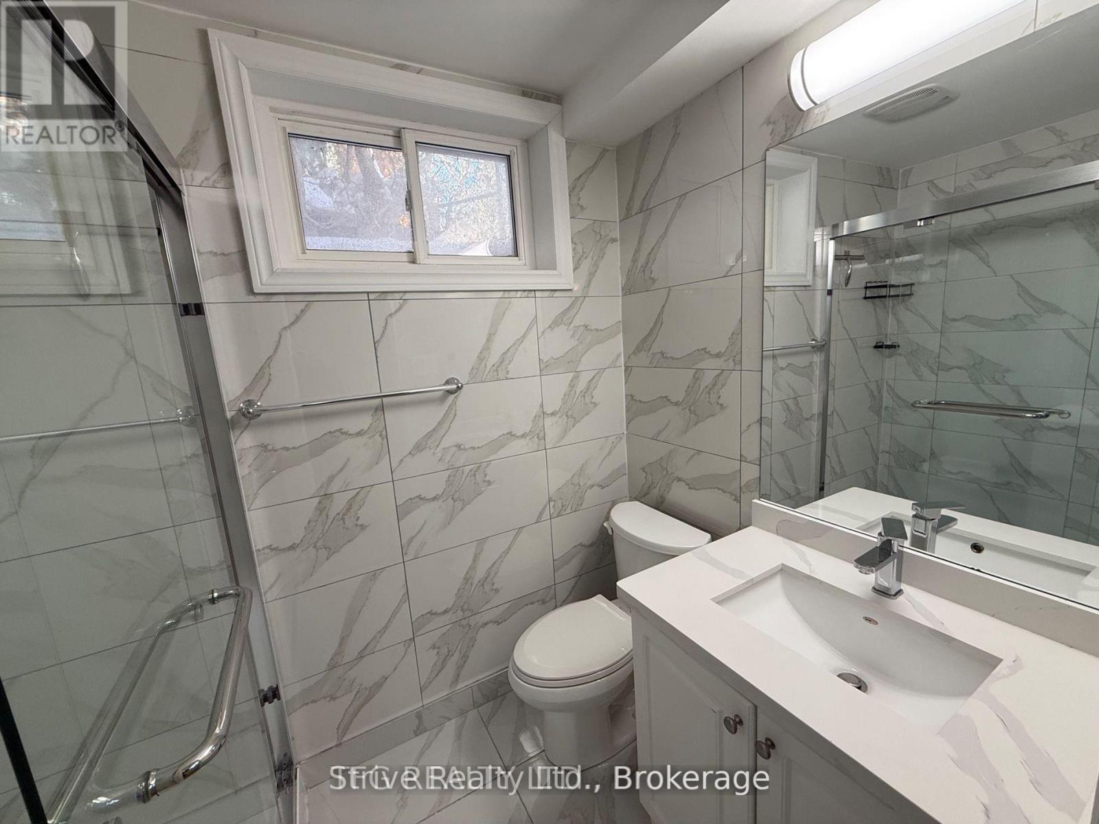 Lower - 417 Henry Street, Whitby, Ontario  L1N 5C8 - Photo 4 - E13217068