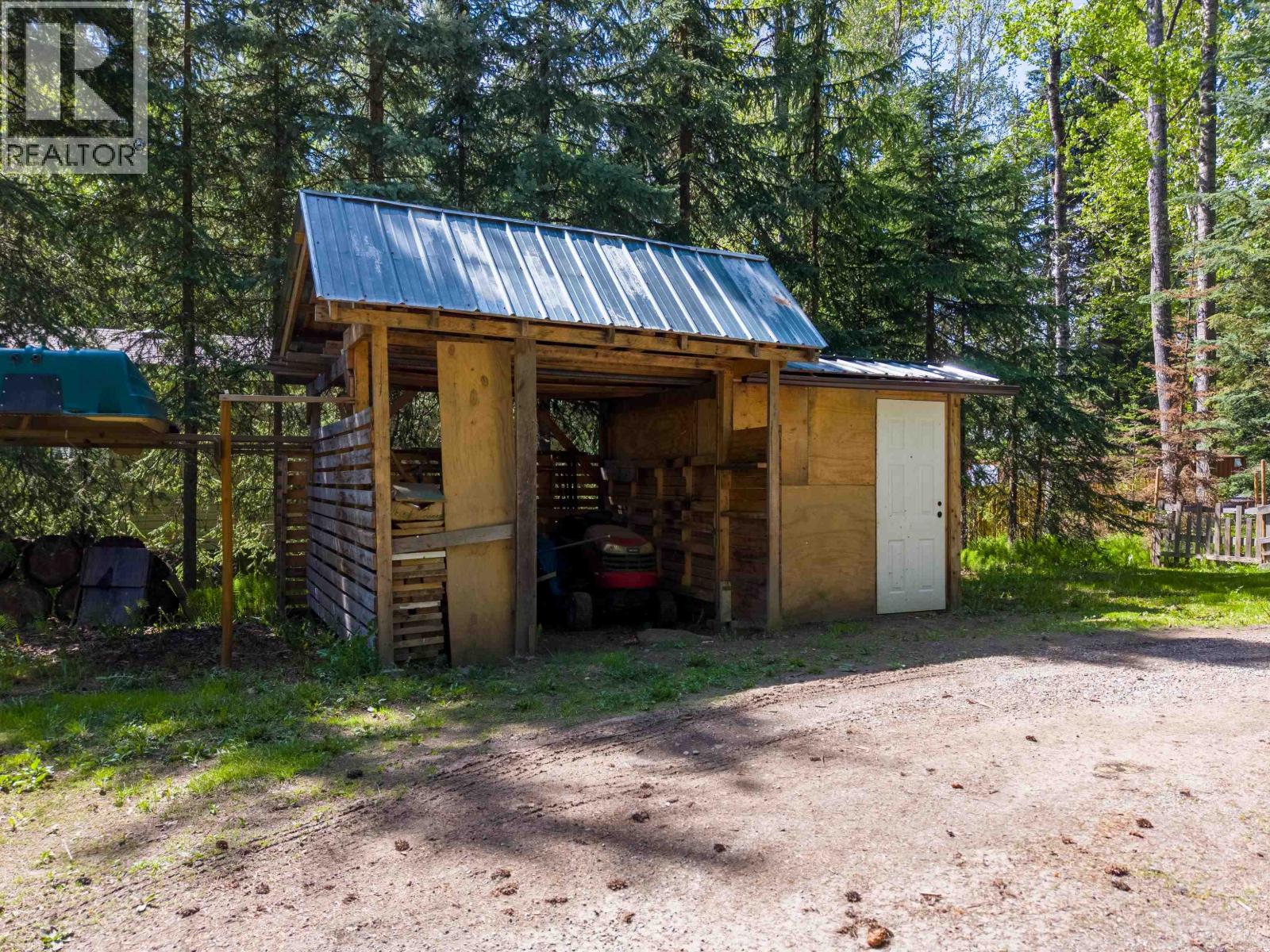 5609 Lehman Street, Prince George, British Columbia  V2K 1T8 - Photo 38 - R3129408