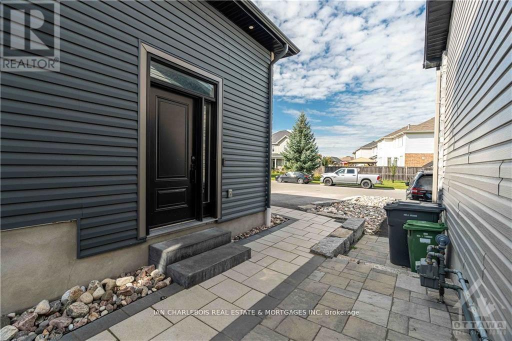 C - 846 Rockson Crescent, Ottawa, Ontario  K2S 0S6 - Photo 3 - X13217234