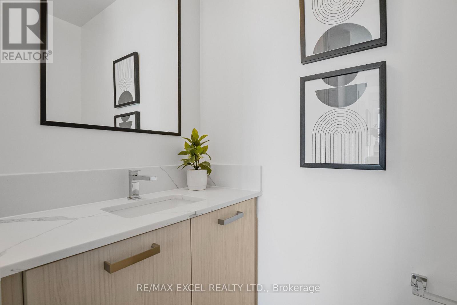 Th 4 - 75 Curlew Drive, Toronto, Ontario  M3A 0A9 - Photo 14 - C13217246
