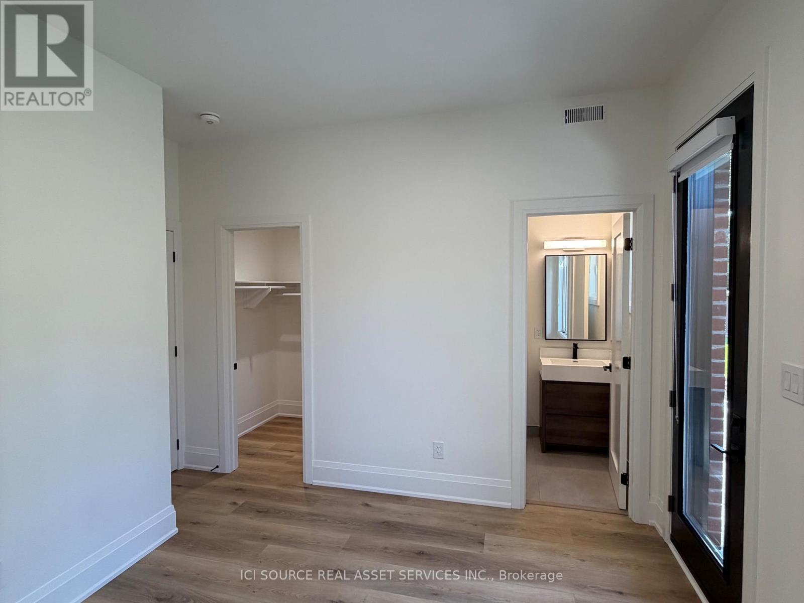 Unit 1 - 28 Norcross Road, Toronto, Ontario  M3H 2R4 - Photo 10 - C13113964