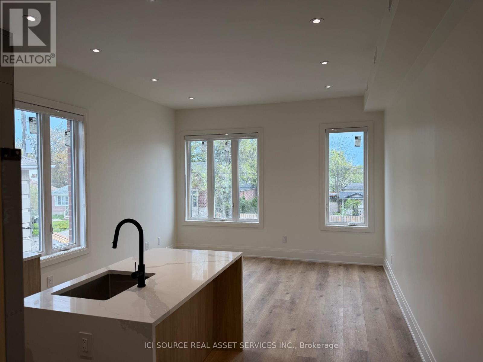 Unit 1 - 28 Norcross Road, Toronto, Ontario  M3H 2R4 - Photo 3 - C13113964