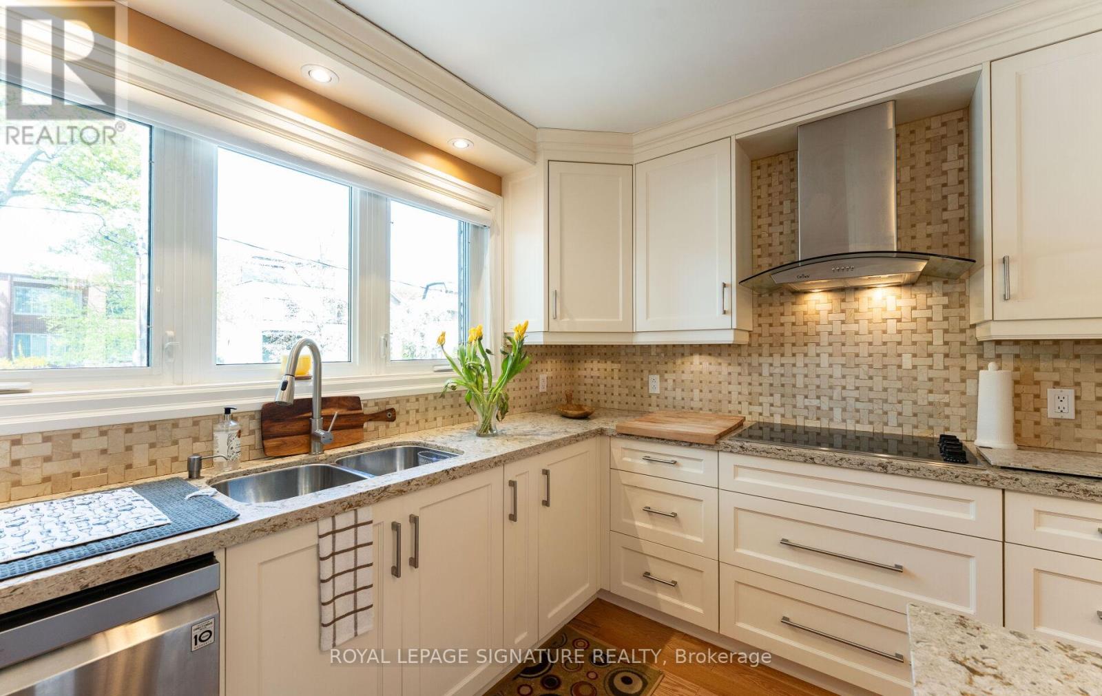 641 Balliol Street, Toronto, Ontario  M4S 1E6 - Photo 10 - C13217218