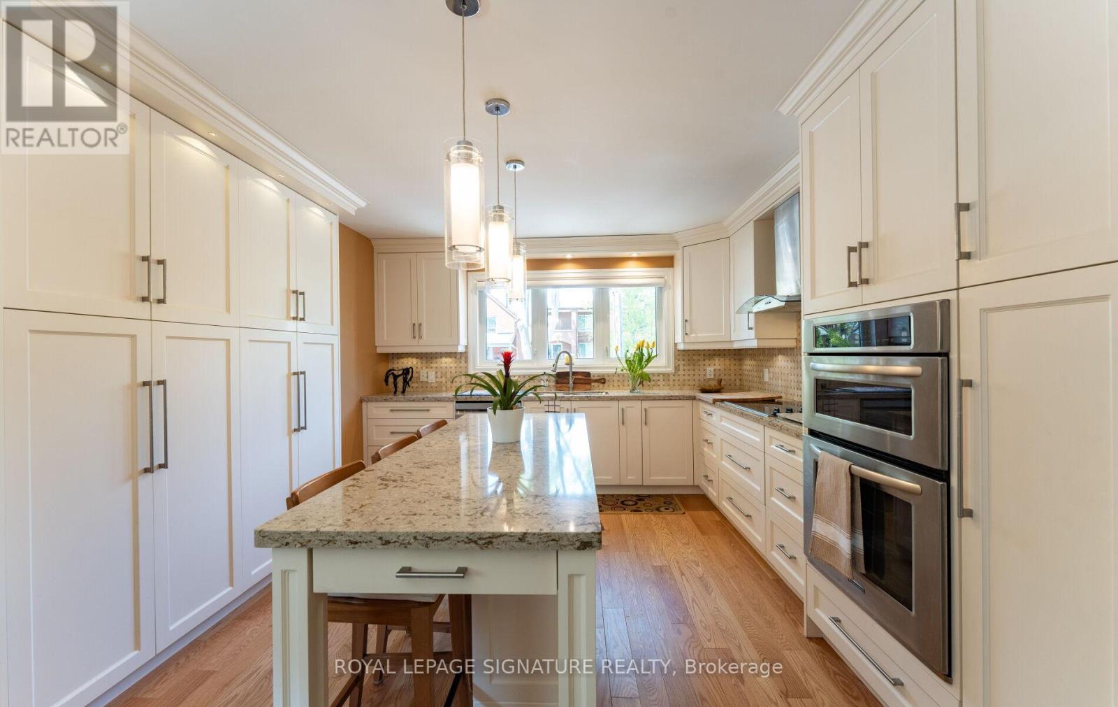 641 Balliol Street, Toronto, Ontario  M4S 1E6 - Photo 2 - C13217218