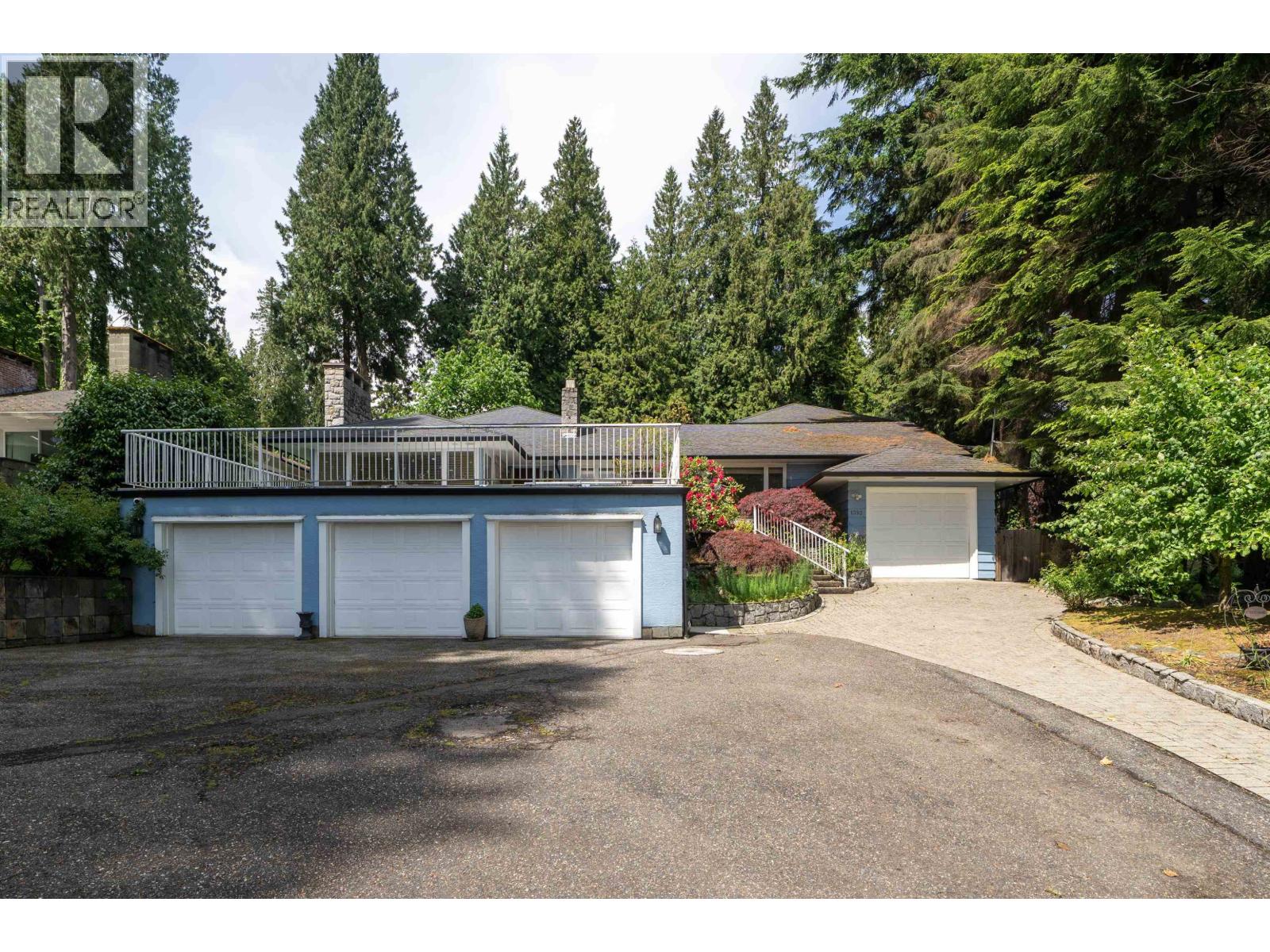 1393 Mathers Avenue, West Vancouver, British Columbia  V7T 2G5 - Photo 4 - R3127435