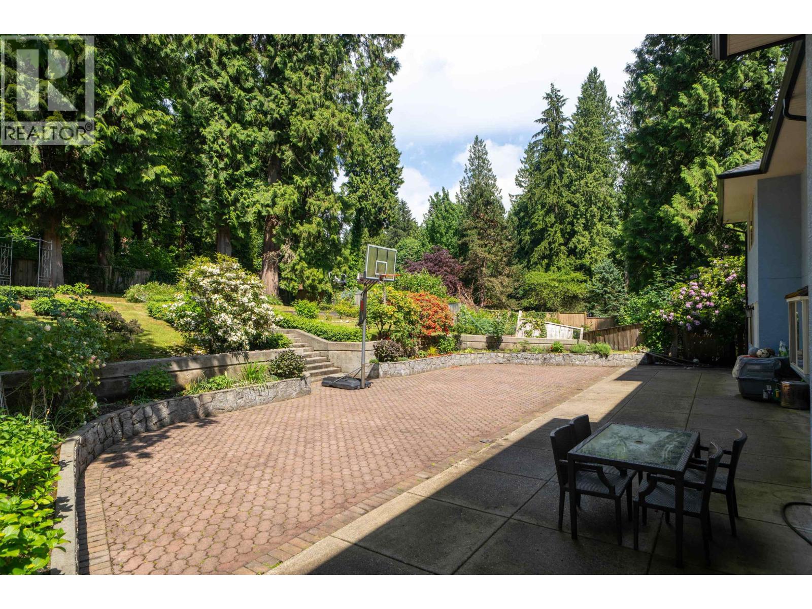 1393 Mathers Avenue, West Vancouver, British Columbia  V7T 2G5 - Photo 37 - R3127435