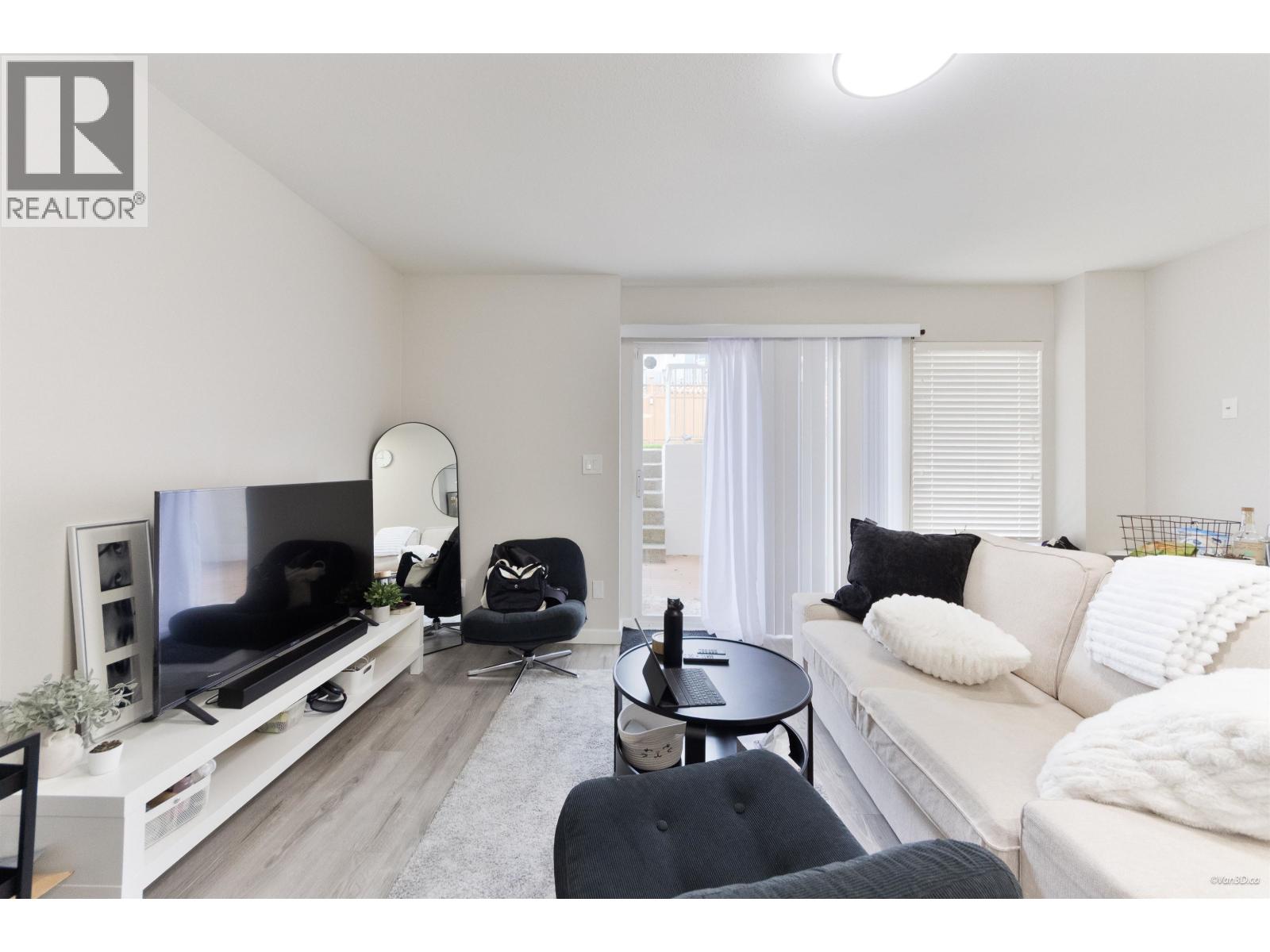 7525 17th Avenue, Burnaby, British Columbia  V3N 1L6 - Photo 19 - R3129106