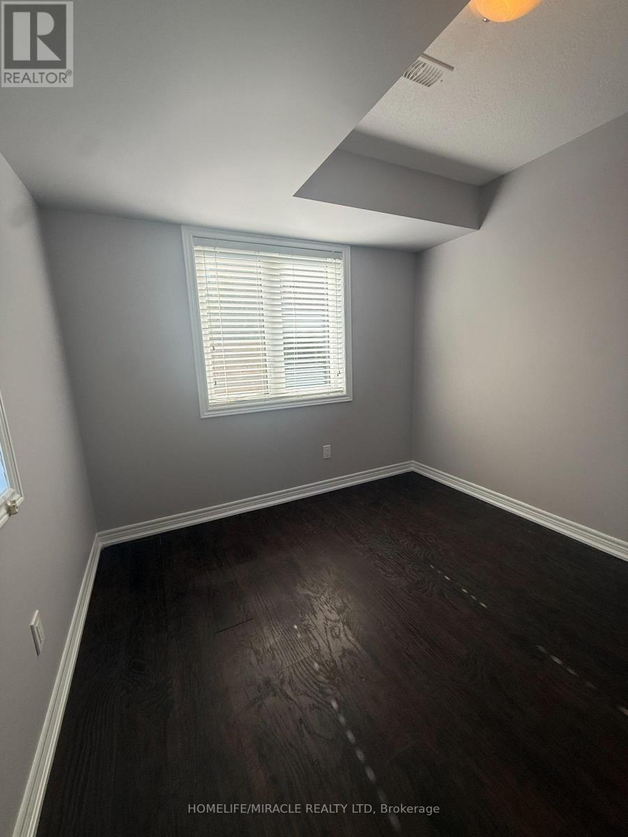 53 Oliver Lane, St. Catharines, Ontario  L2P 0C4 - Photo 10 - X13217228