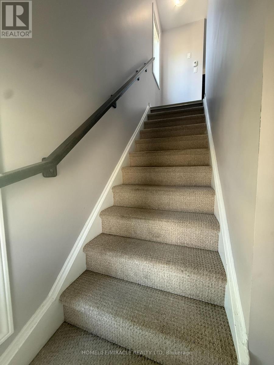53 Oliver Lane, St. Catharines, Ontario  L2P 0C4 - Photo 12 - X13217228
