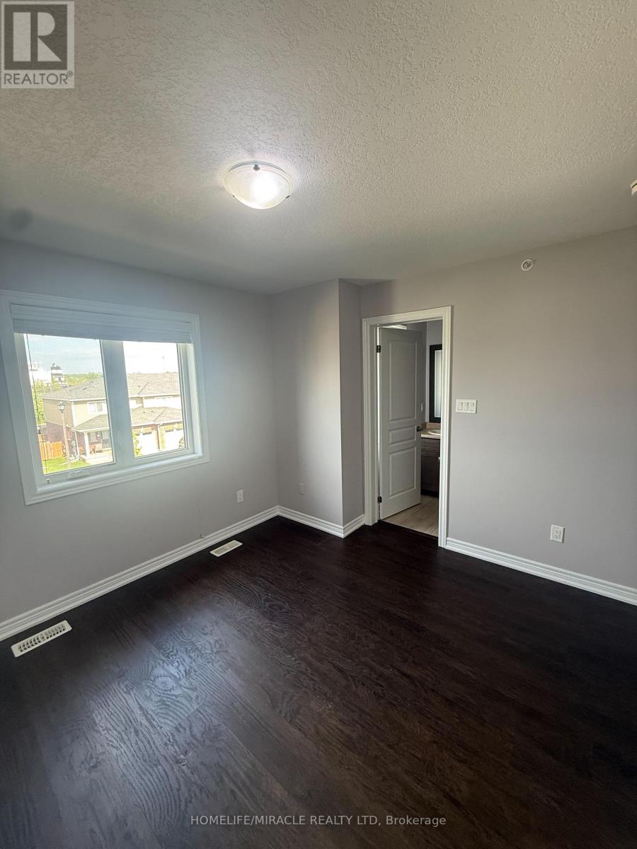 53 Oliver Lane, St. Catharines, Ontario  L2P 0C4 - Photo 32 - X13217228