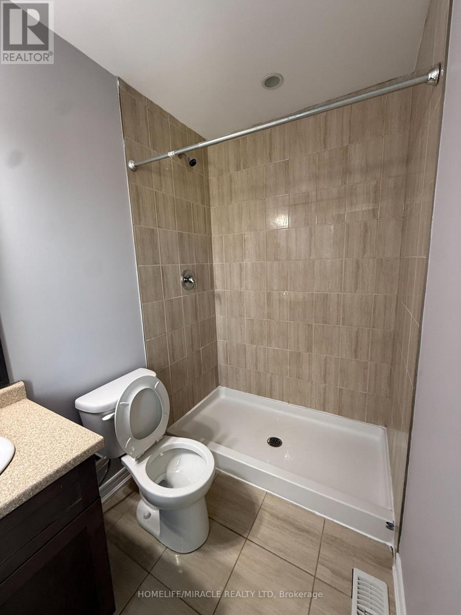 53 Oliver Lane, St. Catharines, Ontario  L2P 0C4 - Photo 35 - X13217228