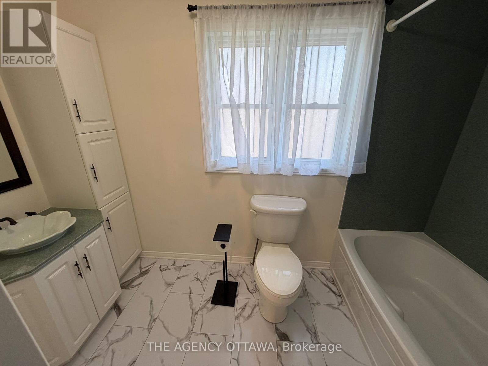6351 St Louis Drive, Ottawa, Ontario  K1C 2X9 - Photo 13 - X13215392