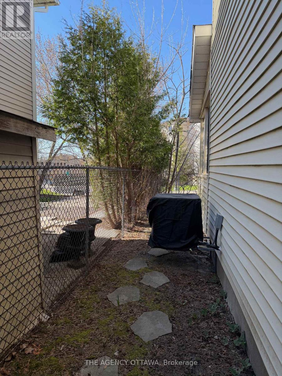 6351 St Louis Drive, Ottawa, Ontario  K1C 2X9 - Photo 22 - X13215392