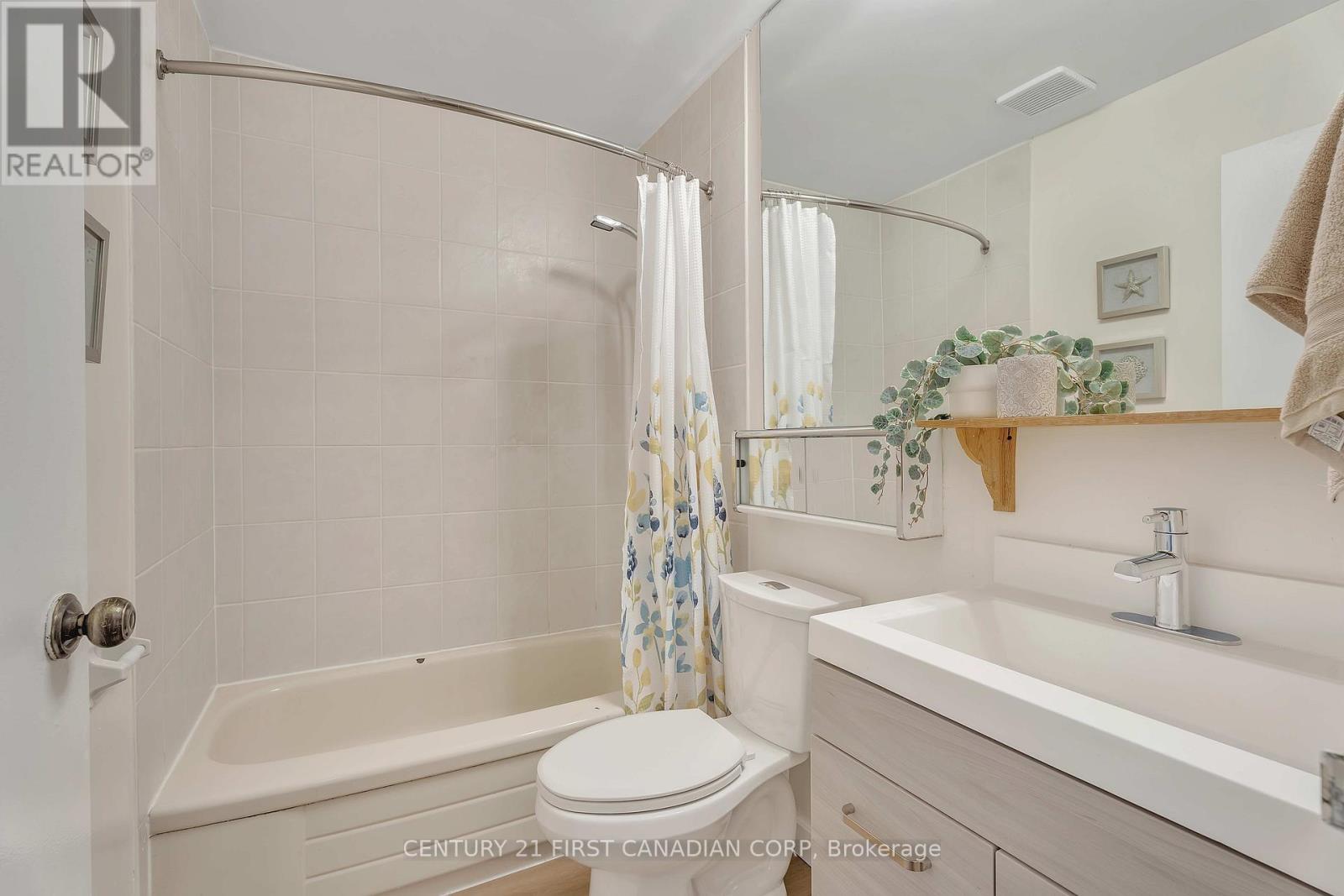 1010 - 600 Grenfell Drive, London North, Ontario  N5X 2R8 - Photo 22 - X13217284
