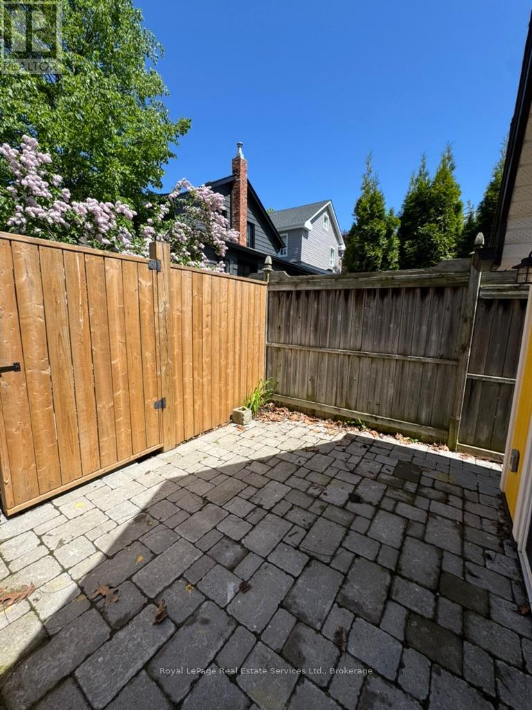 Th - 40 Bond Street, Oakville, Ontario  L6K 1L7 - Photo 15 - W13217252