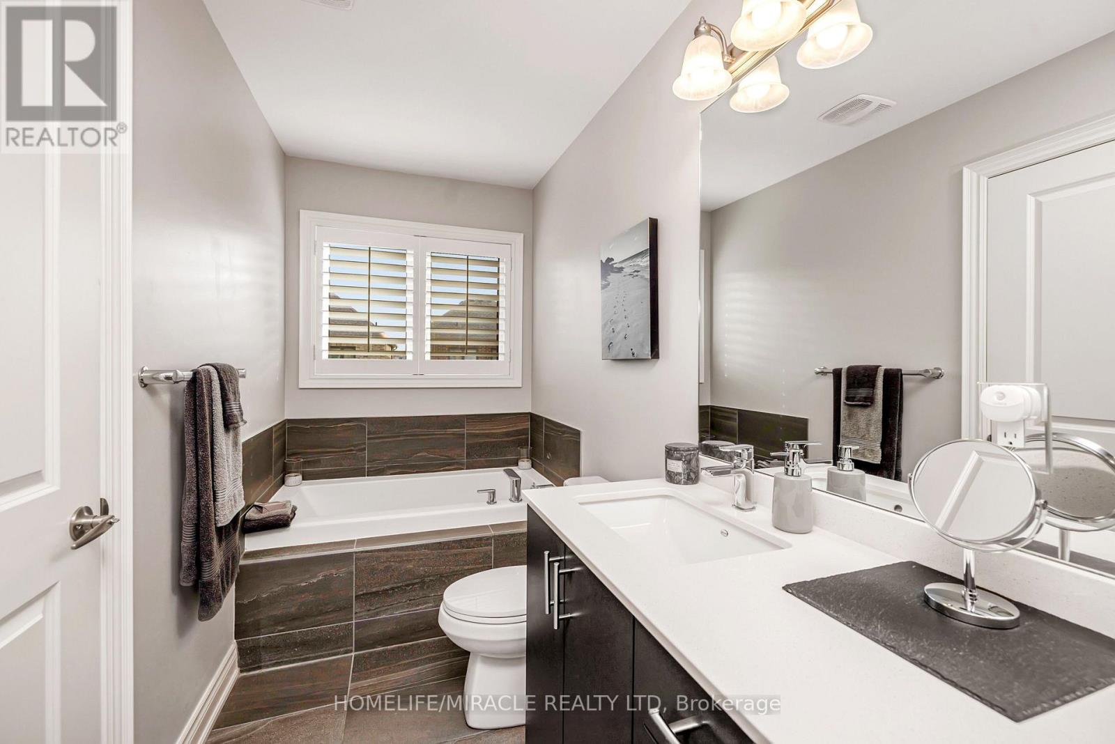 27 Hubbell Road, Brampton, Ontario  L6Y 1P3 - Photo 9 - W13216428