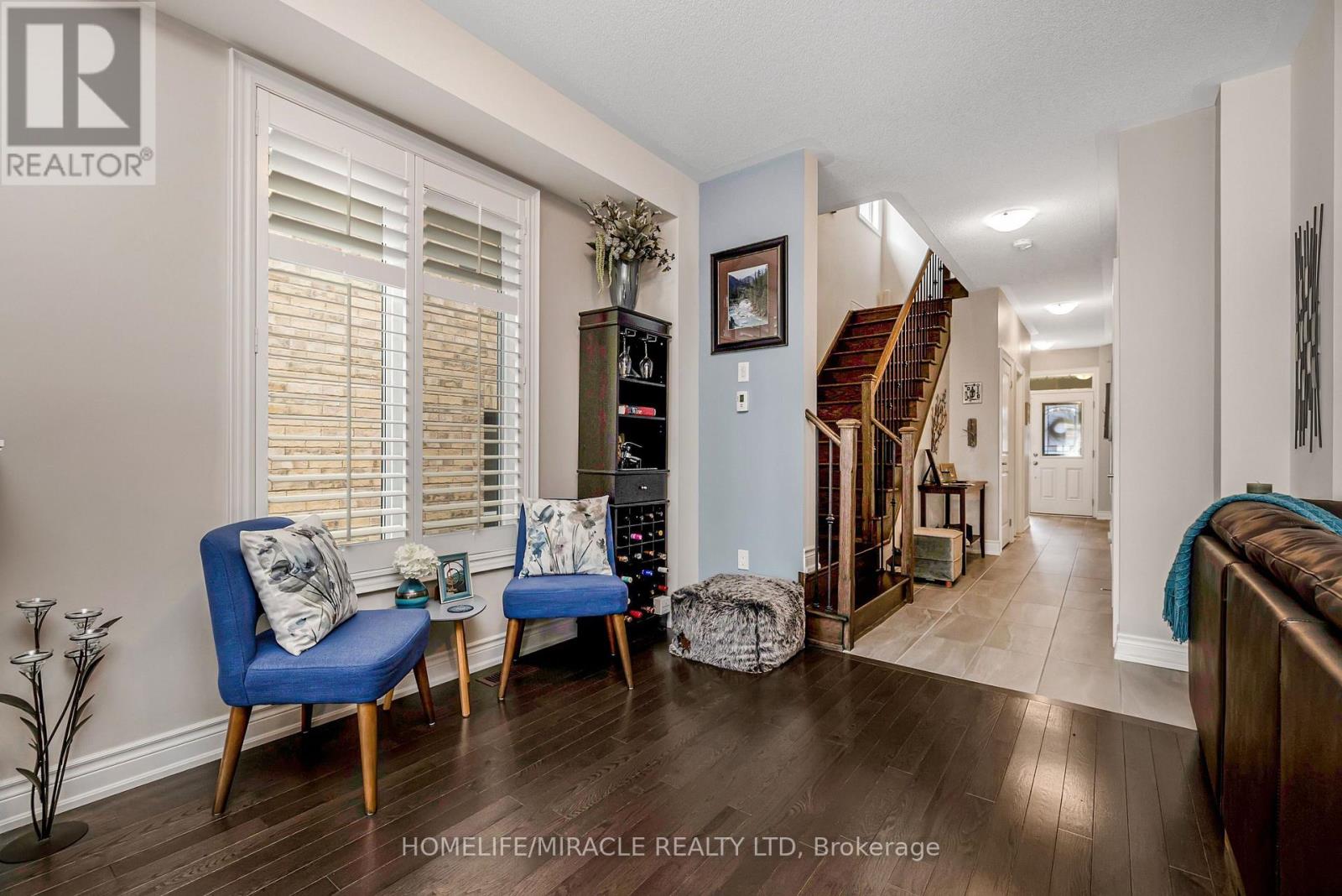 27 Hubbell Road, Brampton, Ontario  L6Y 1P3 - Photo 3 - W13216428