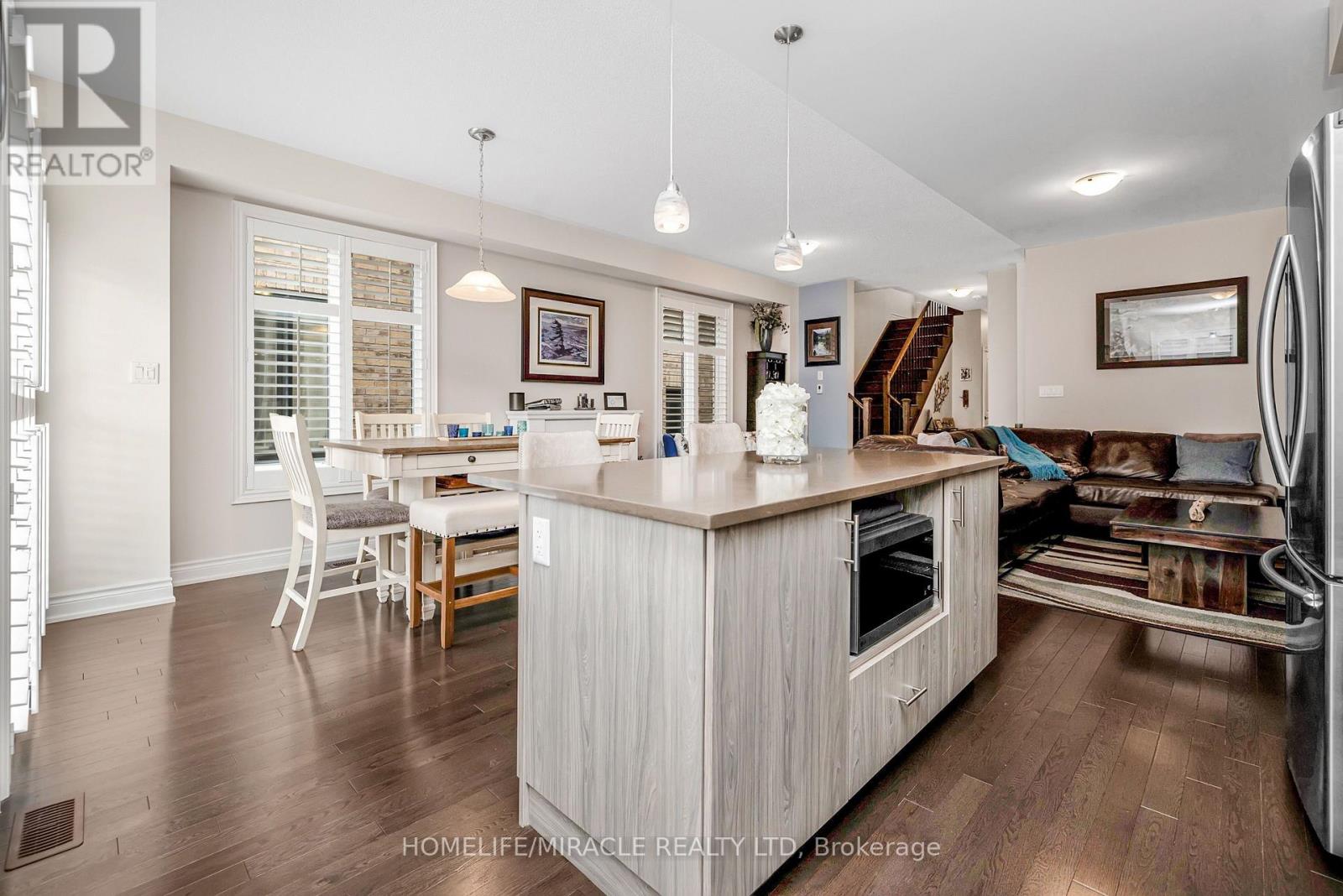 27 Hubbell Road, Brampton, Ontario  L6Y 1P3 - Photo 5 - W13216428