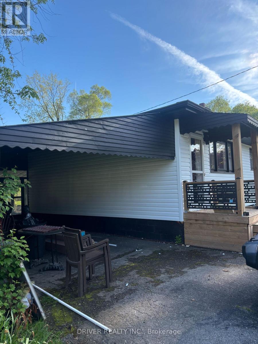 350 Warren Street, Central Elgin, Ontario  N5L 1B5 - Photo 3 - X13039078