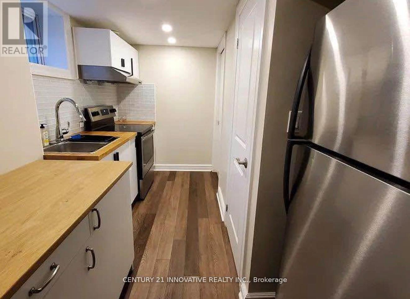Bsmt - 586 Chamberlain Road, Burlington, Ontario  L7L 2V5 - Photo 12 - W13217254