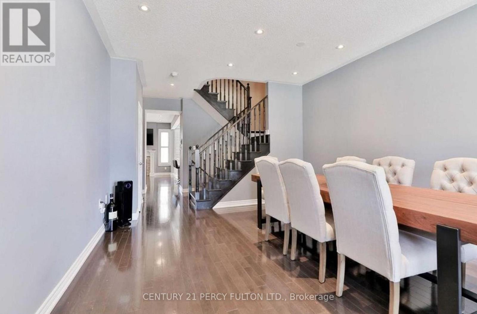 115 Bonnie Braes Drive, Brampton, Ontario  L6Y 0Z5 - Photo 4 - W13217256